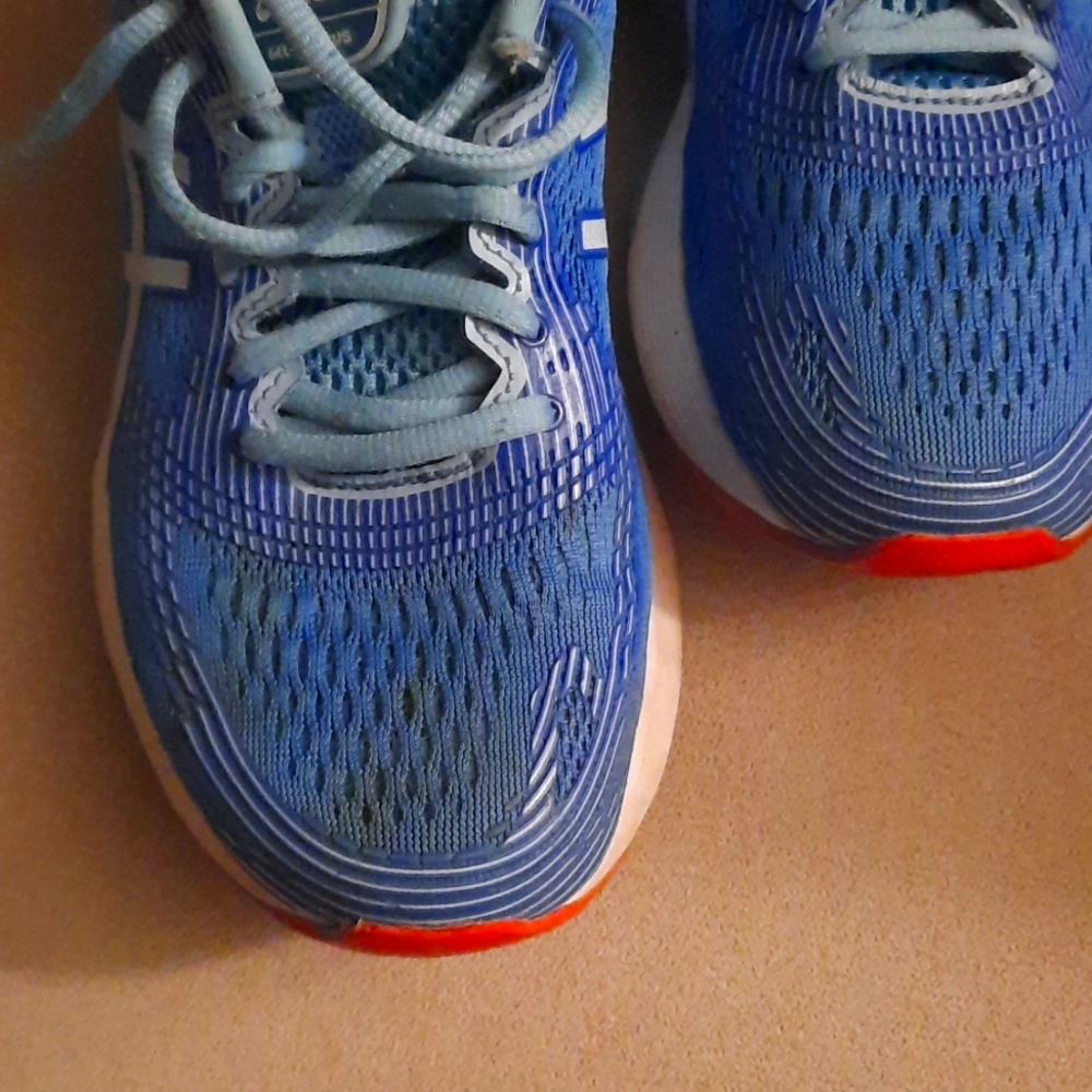 ASICS Blue Running Shoes - Picture 4 of 5